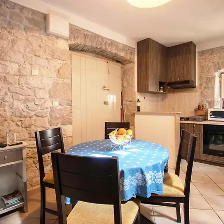 Sarmantna Kamena Kuca Holiday home
