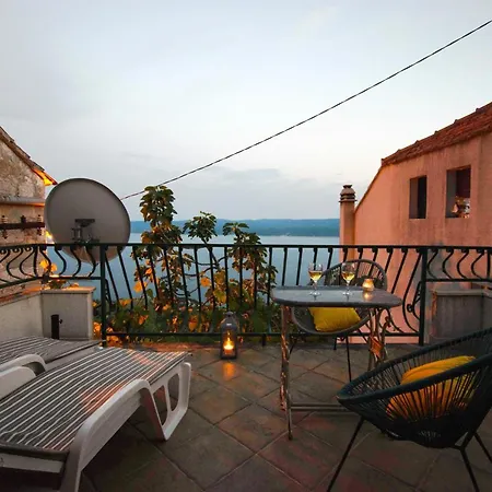 Sarmantna Kamena Kuca Holiday home *