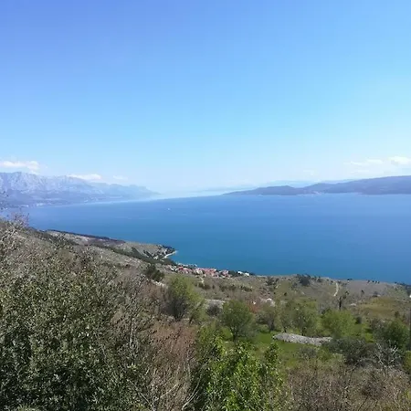 Sarmantna Kamena Kuca Omiš